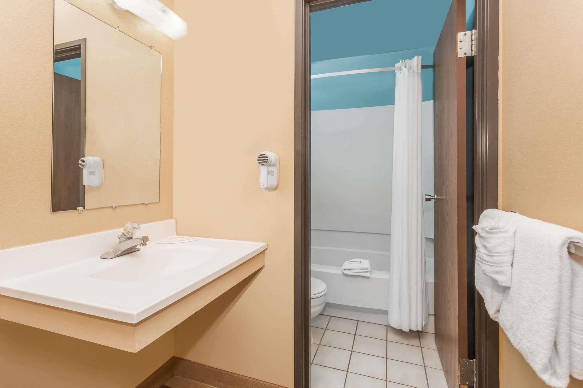 Hotel Super 8 By Wyndham Dillon/Breckenridge Area Extérieur photo